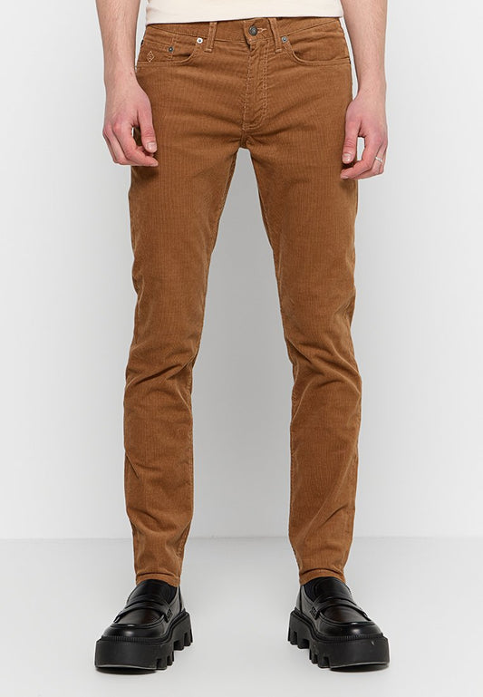GANT D1. HAYES CORD JEANS Cognac (ZZO2NCVCG-O00) Men