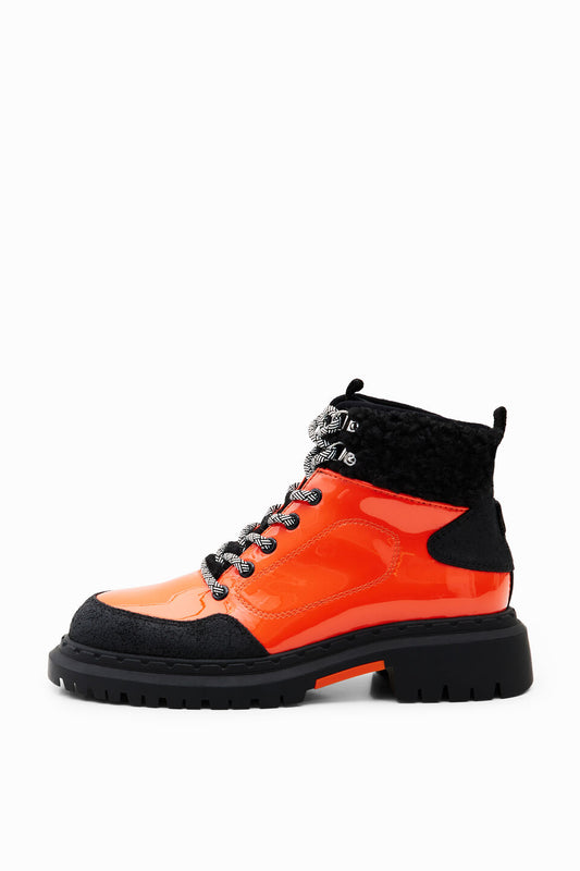Boots Women (22WSTP067000) Women