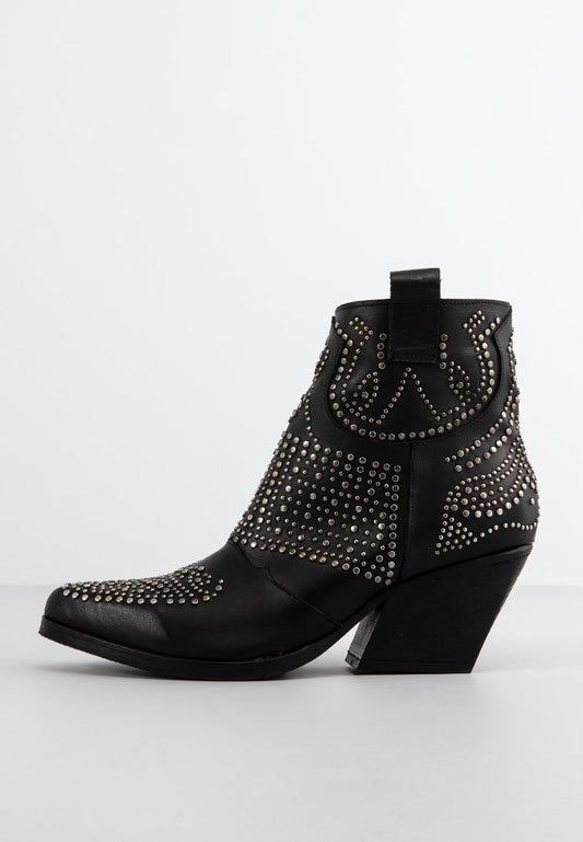 Inuovo Boots Black (ZZO27TU33-Q00) Women
